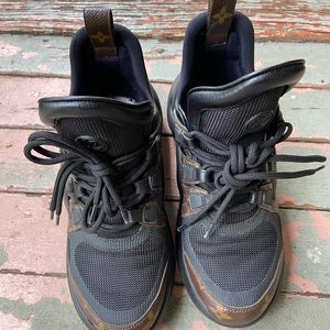 Louis Vuitton LV Archlight Black - Size 8